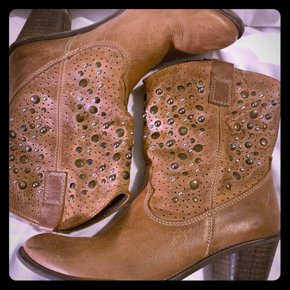 Steve Madden stoned Cowboy Boots 😍😍😍